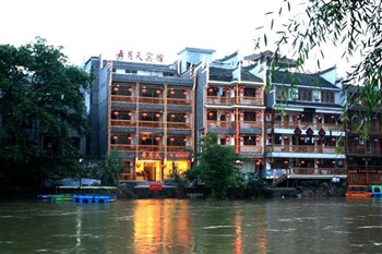 江山宾馆（舞月天临江店）外观图片