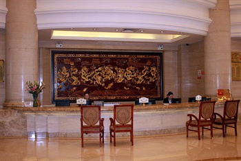 晋江荣誉大酒店前台图片