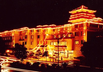 桂林伏波山大酒店酒店外观-夜景图片