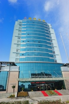 荆州鑫泰国际大酒店酒店外观图片