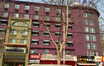 柏维风格酒店(郑州纬五路店)酒店外观图片