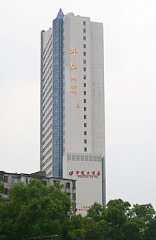 凯旋龙连锁酒店（广州华建店）酒店外观图片
