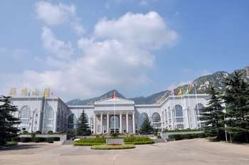 登封鹿鸣山庄(河南省招生考试学术交流中心)酒店外观图片