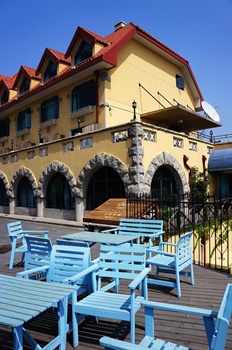 青岛怡堡酒店(原青岛海青文杰艺术酒店)酒店外观图片