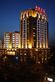 北京新疆大厦外观图片