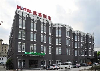 莫泰168（上海新金桥店）酒店外观图片