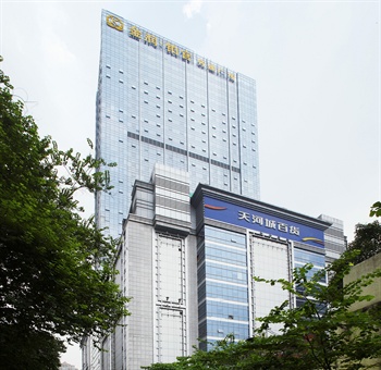 广州南北纵横国际公寓（金润铂宫店）酒店外观图片